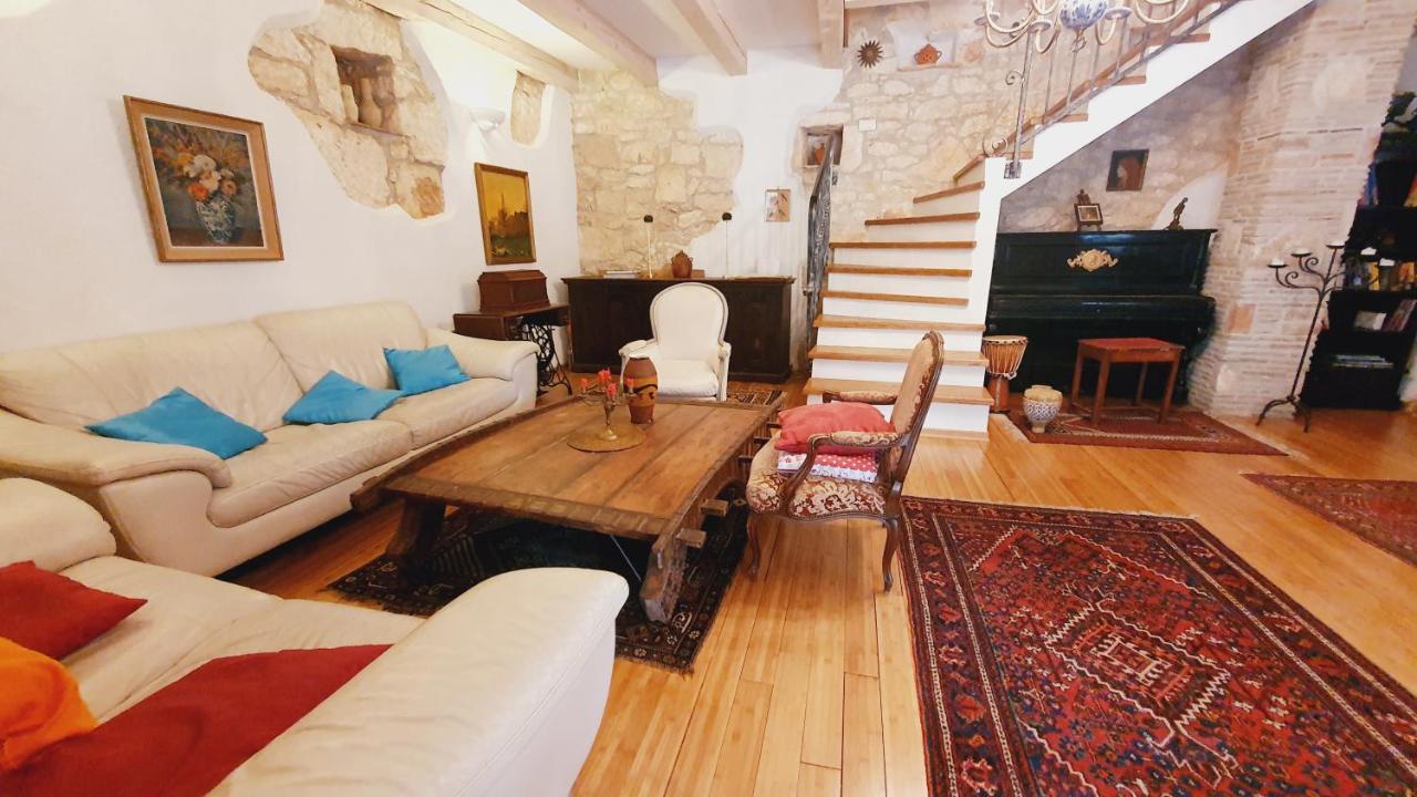 Villa Kazun With Private Pool And Two Gardens Marčana Kültér fotó